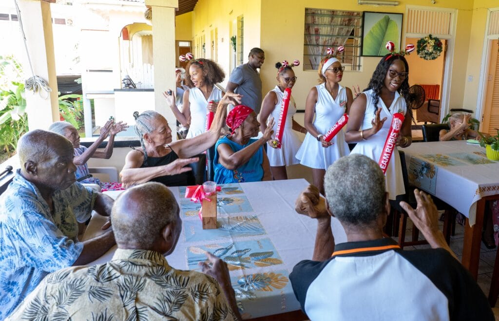 A joyous time was had by all thanks to the Team RUBIS Christmas Carollers.